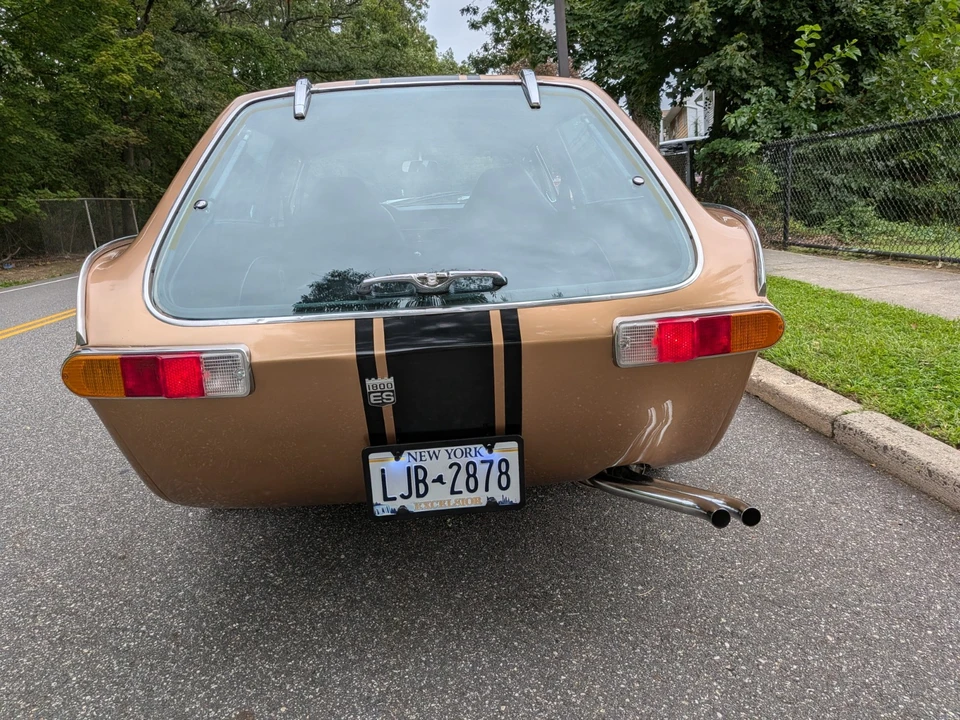 1973 Volvo 1800ES - Image 9 of 31