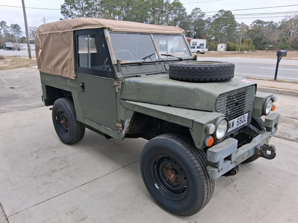 1973 Land Rover Series III 88 - Image 2 of 9