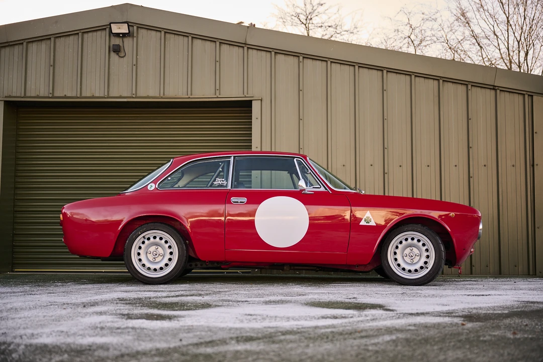 1974 Alfa Romeo 2000 GT Veloce - Image 9 of 31