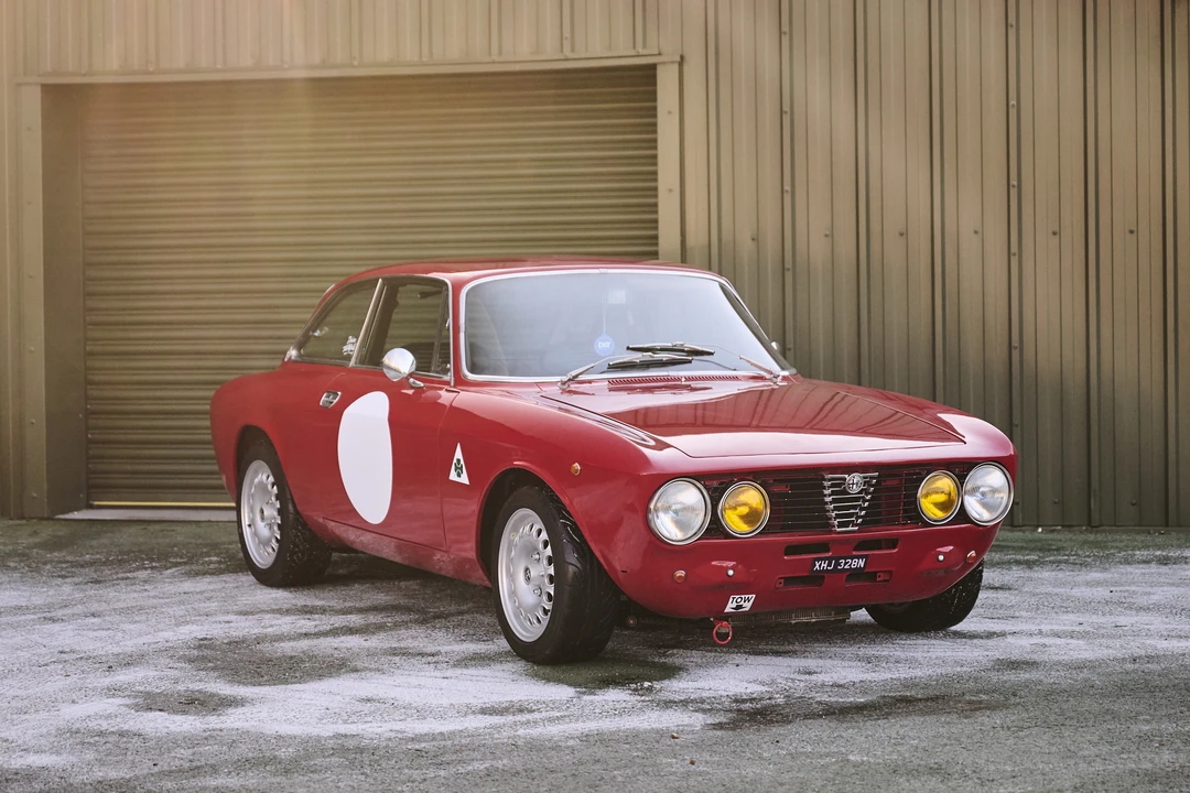 1974 Alfa Romeo 2000 GT Veloce - Image 18 of 31