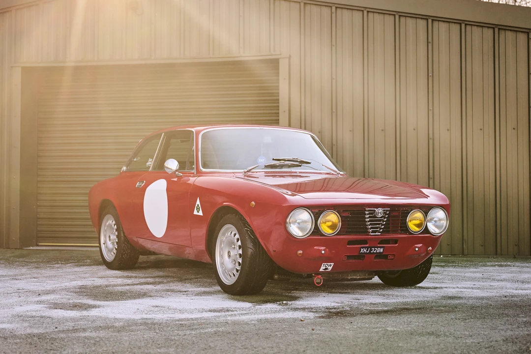 1974 Alfa Romeo 2000 GT Veloce - Image 10 of 31