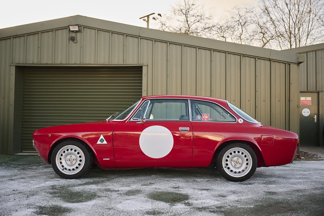 1974 Alfa Romeo 2000 GT Veloce - Image 5 of 31