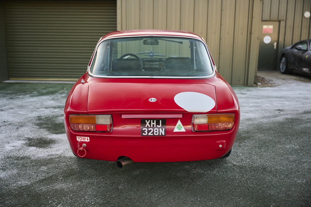 1974 Alfa Romeo 2000 GT Veloce - Image 7 of 31