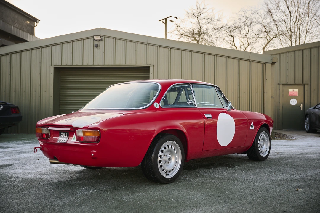 1974 Alfa Romeo 2000 GT Veloce - Image 8 of 31