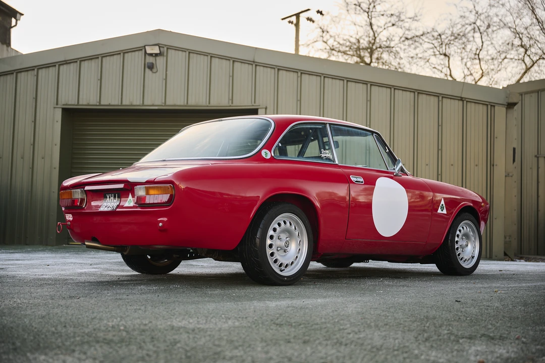 1974 Alfa Romeo 2000 GT Veloce - Image 16 of 31