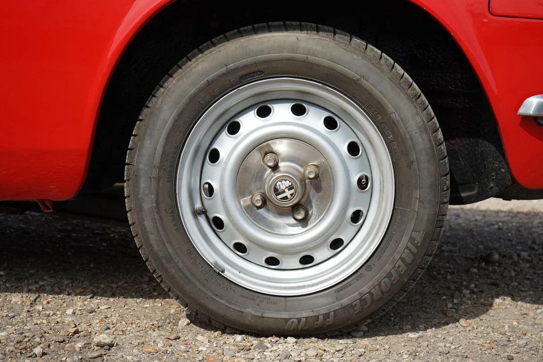 1974 Alfa Romeo GT 1600 Junior - Image 26 of 30
