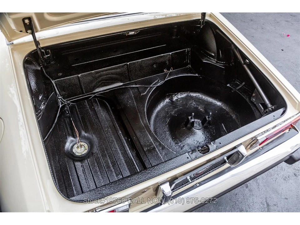 1974 Alfa Romeo 2000 GT Veloce - Image 31 of 31