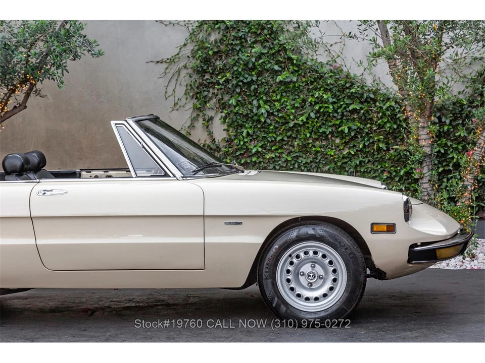 1974 Alfa Romeo 2000 GT Veloce - Image 15 of 31