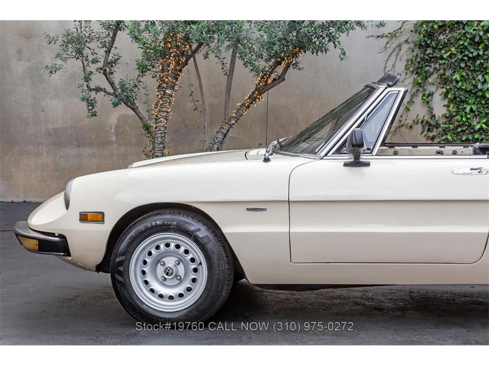 1974 Alfa Romeo 2000 GT Veloce - Image 17 of 31