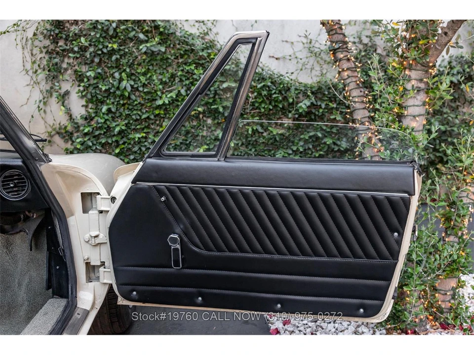 1974 Alfa Romeo 2000 GT Veloce - Image 27 of 31