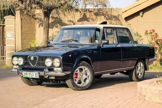 1974 Alfa Romeo 2000 Berlina Executive