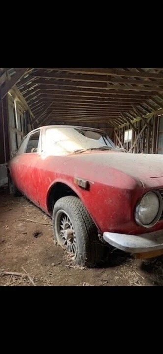 1974 Alfa Romeo 2000 GT Veloce - Image 5 of 7