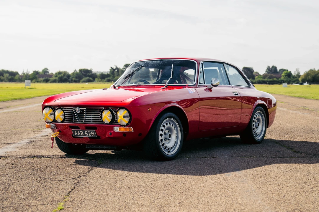 1974 Alfa Romeo 2000 GT Veloce - Image 2 of 31