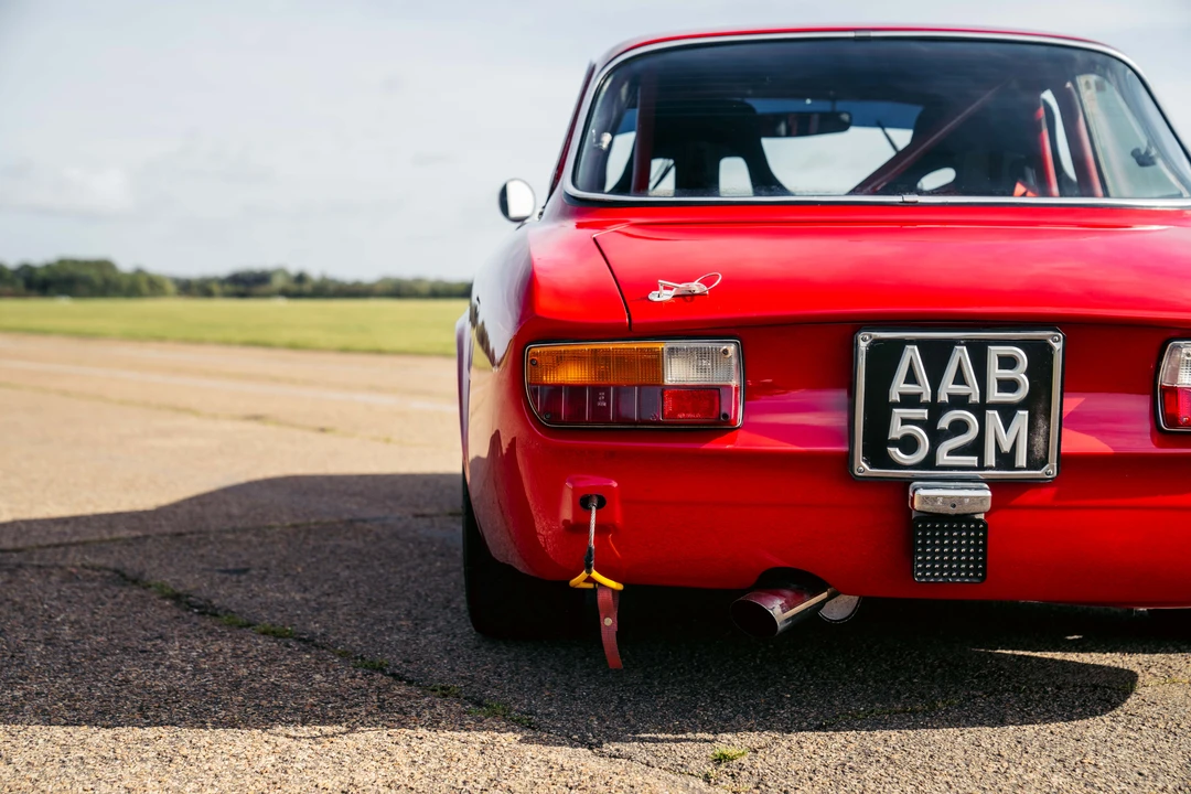 1974 Alfa Romeo 2000 GT Veloce - Image 20 of 31