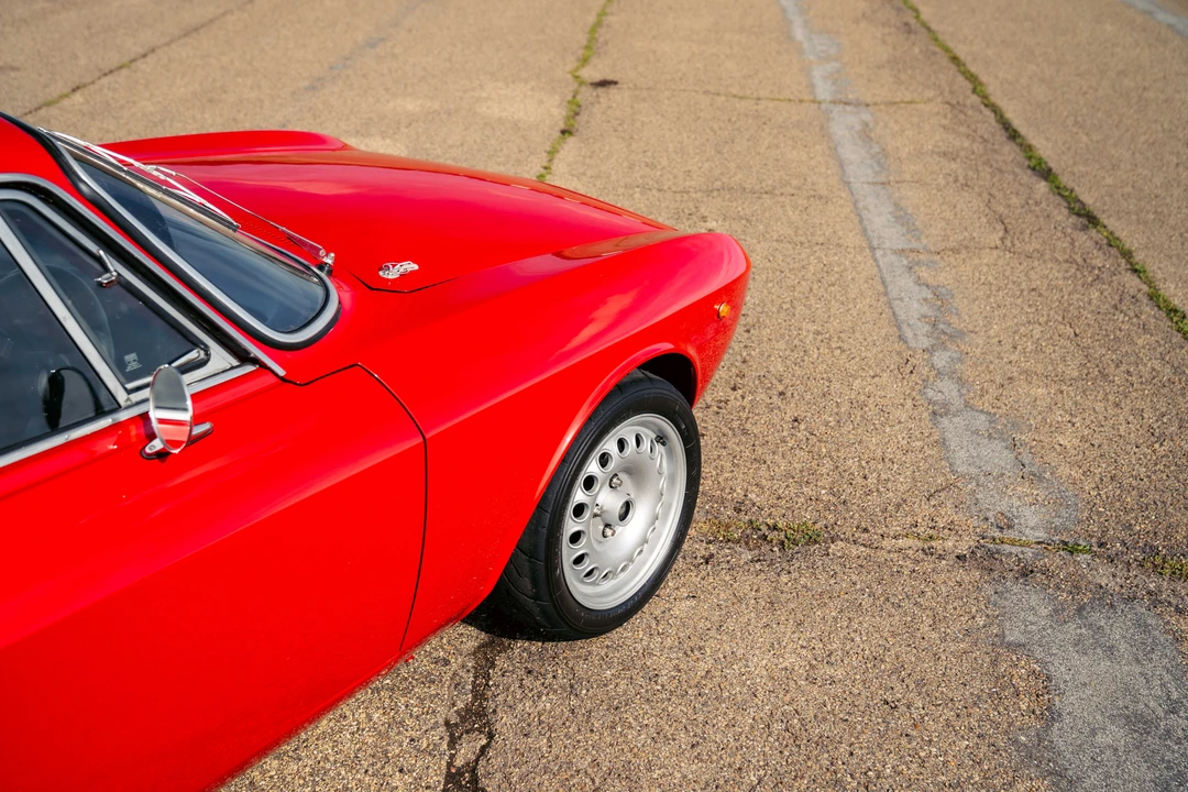 1974 Alfa Romeo 2000 GT Veloce - Image 28 of 31