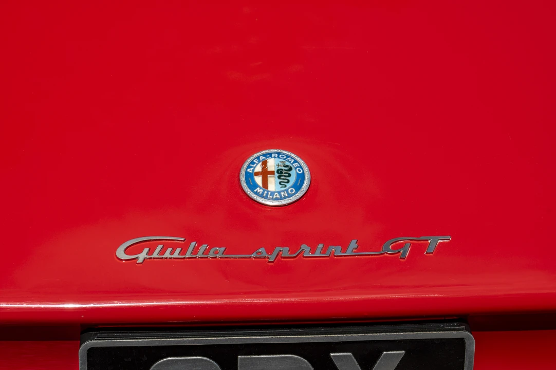 1974 Alfa Romeo 2000 GT Veloce - Image 24 of 31