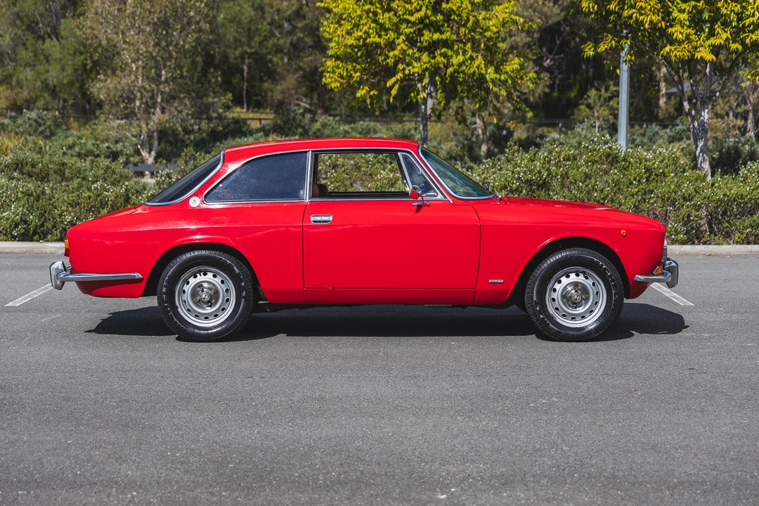 1975 Alfa Romeo 2000 GT Veloce - Image 24 of 31