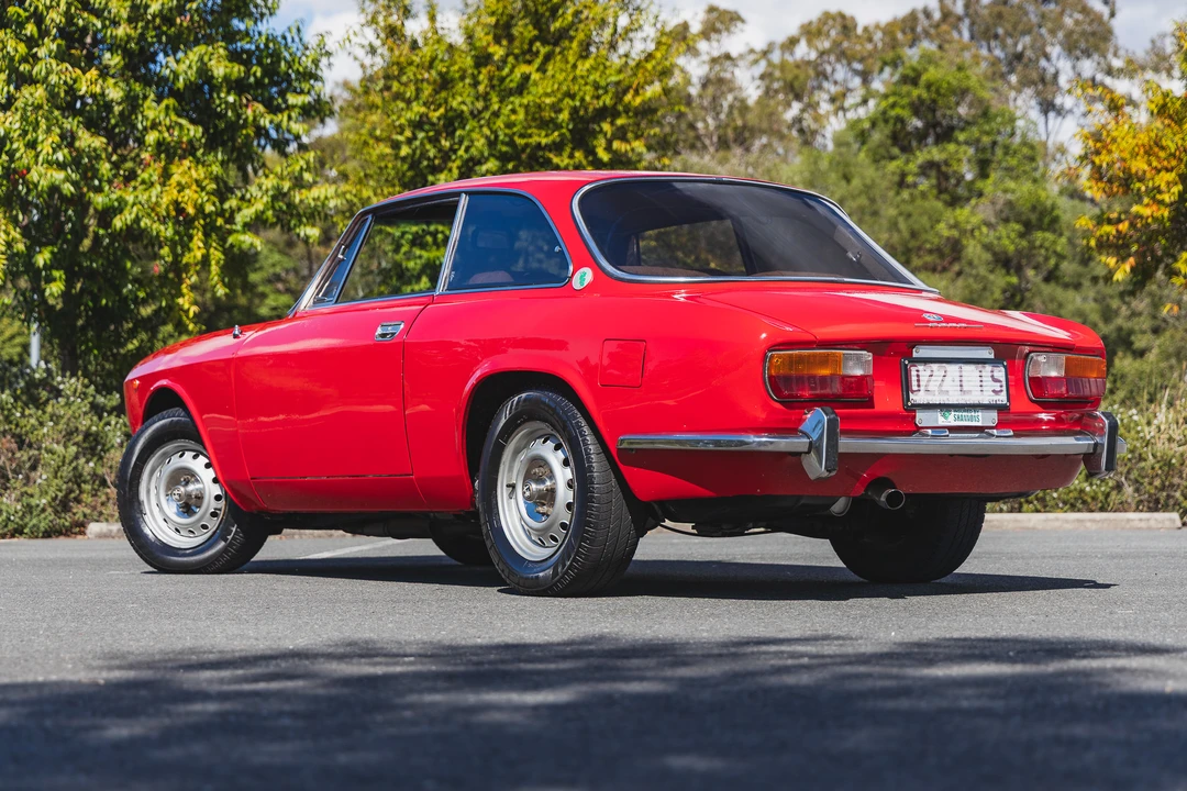 1975 Alfa Romeo 2000 GT Veloce - Image 5 of 31