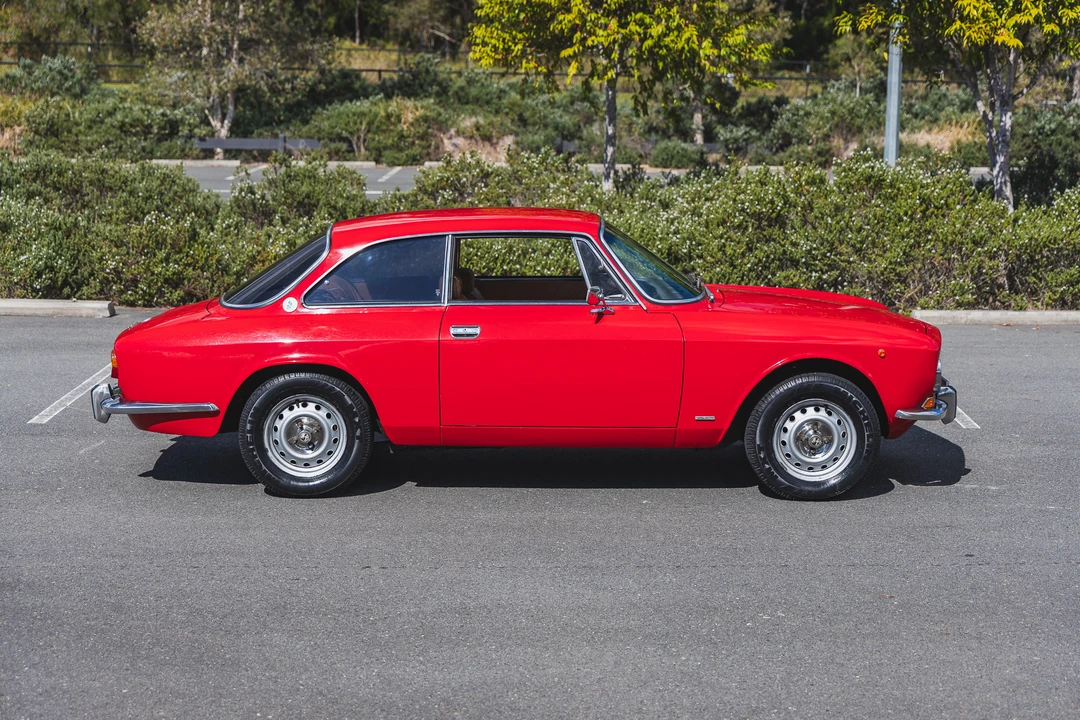 1975 Alfa Romeo 2000 GT Veloce - Image 16 of 31