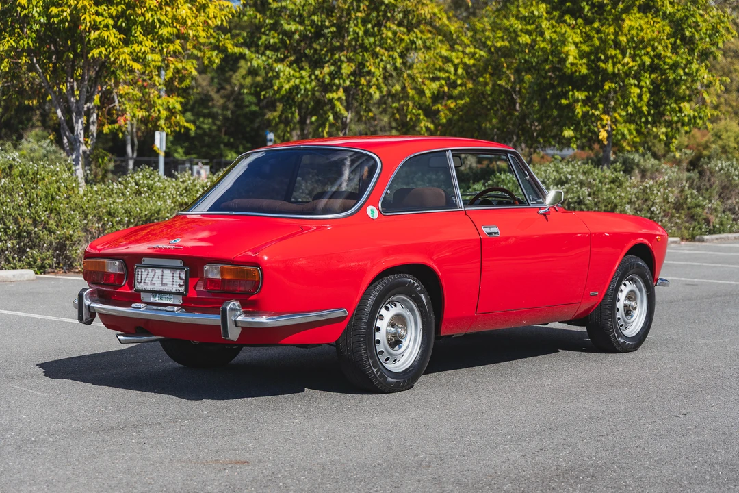 1975 Alfa Romeo 2000 GT Veloce - Image 23 of 31