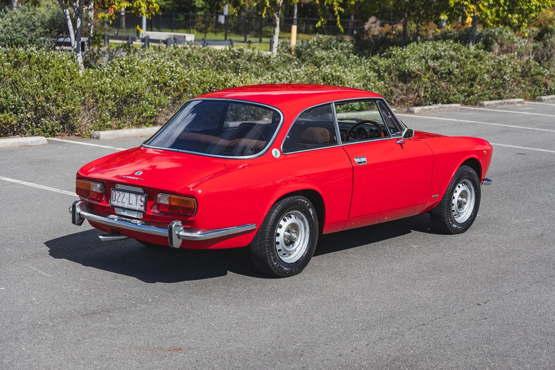 1975 Alfa Romeo 2000 GT Veloce - Image 15 of 31