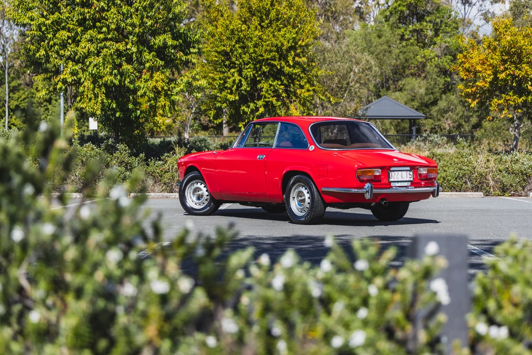 1975 Alfa Romeo 2000 GT Veloce - Image 29 of 31