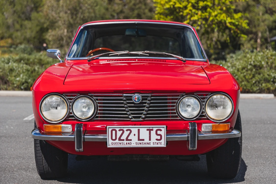 1975 Alfa Romeo 2000 GT Veloce - Image 2 of 31