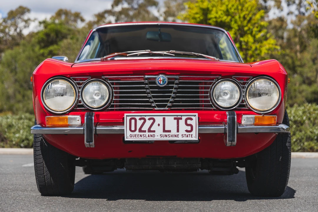 1975 Alfa Romeo 2000 GT Veloce - Image 18 of 31