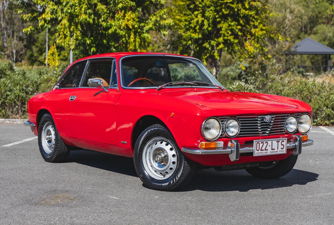 1975 Alfa Romeo 2000 GT Veloce - Image 25 of 31