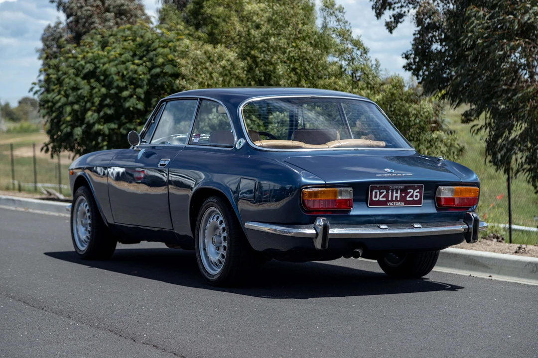 1974 Alfa Romeo 2000 GT Veloce - Image 5 of 31