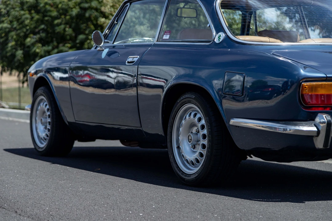 1974 Alfa Romeo 2000 GT Veloce - Image 27 of 31
