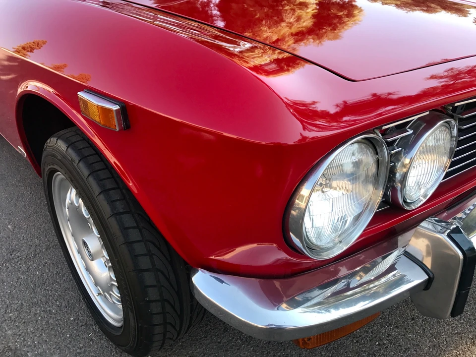 1974 Alfa Romeo 2000 GT Veloce - Image 14 of 31