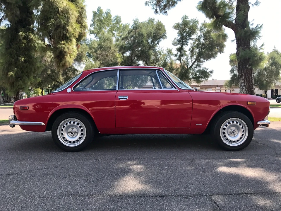 1974 Alfa Romeo 2000 GT Veloce - Image 7 of 31