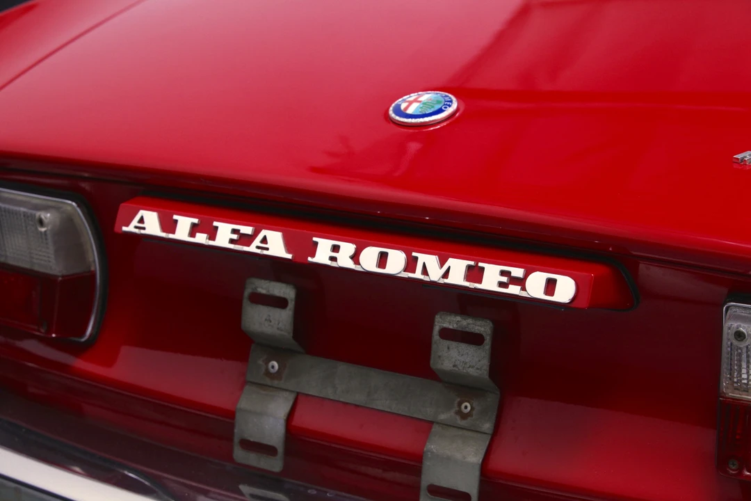 1974 Alfa Romeo 2000 GT Veloce - Image 25 of 31