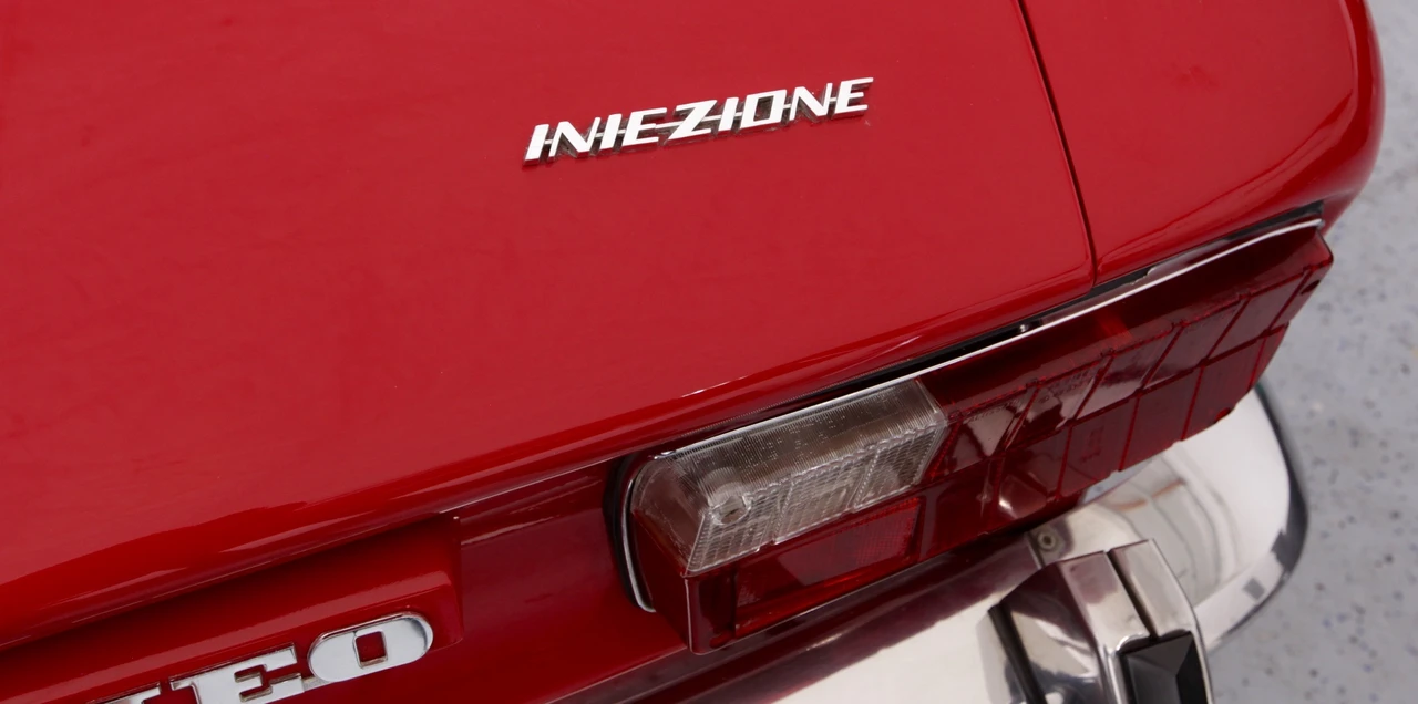 1974 Alfa Romeo 2000 GT Veloce - Image 28 of 31
