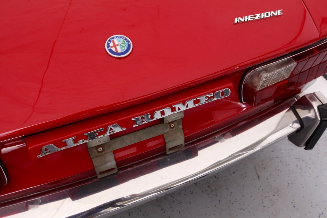 1974 Alfa Romeo 2000 GT Veloce - Image 27 of 31