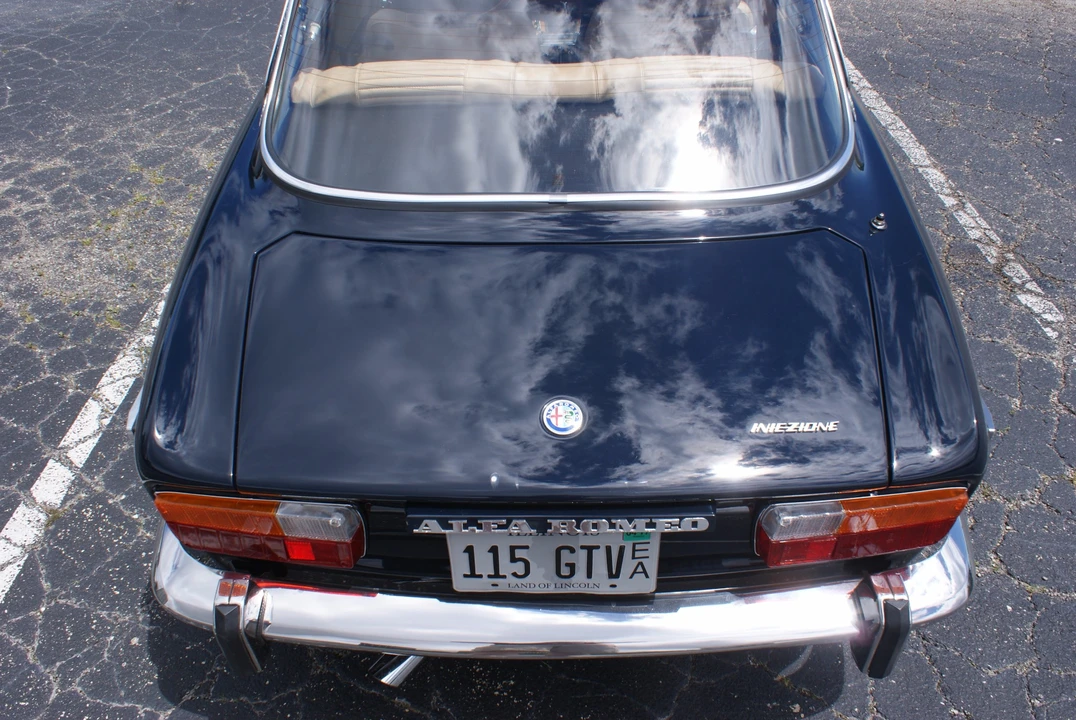 1974 Alfa Romeo 2000 GT Veloce - Image 19 of 31