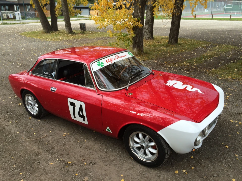 1974 Alfa Romeo 2000 GT Veloce - Image 2 of 31