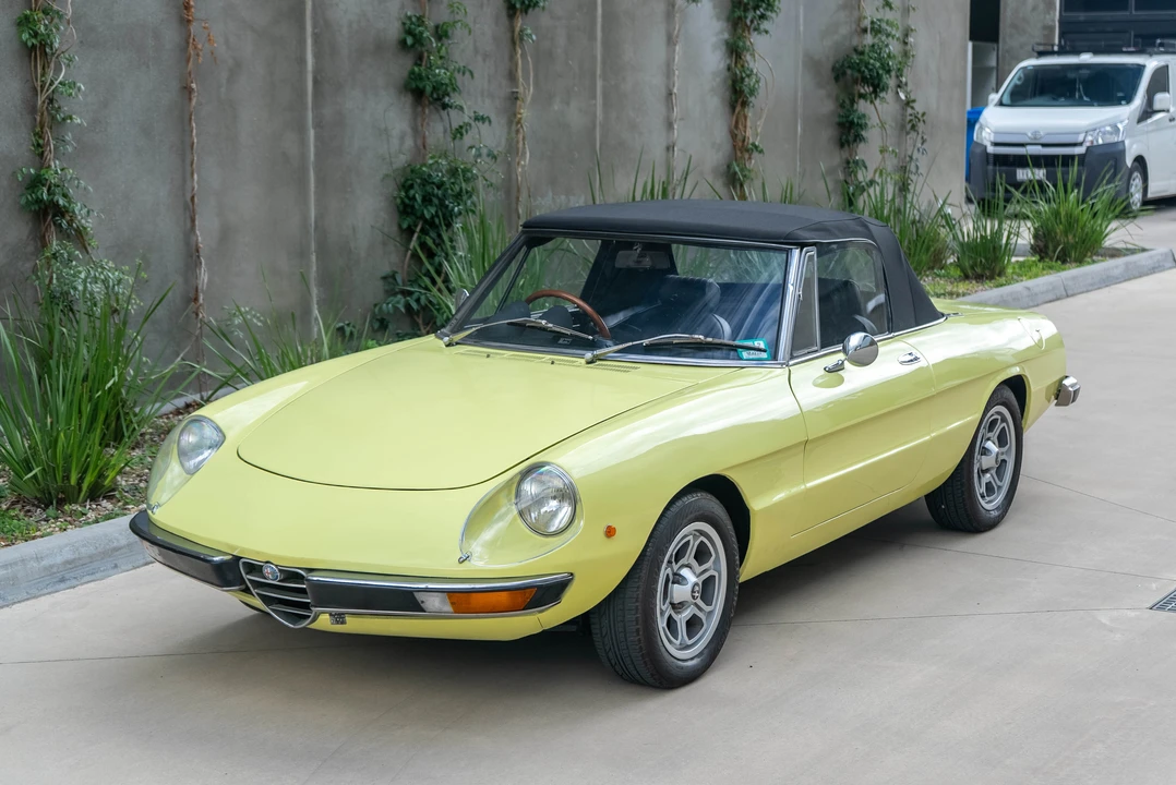 1974 Alfa Romeo Series 2 - Image 9 of 31