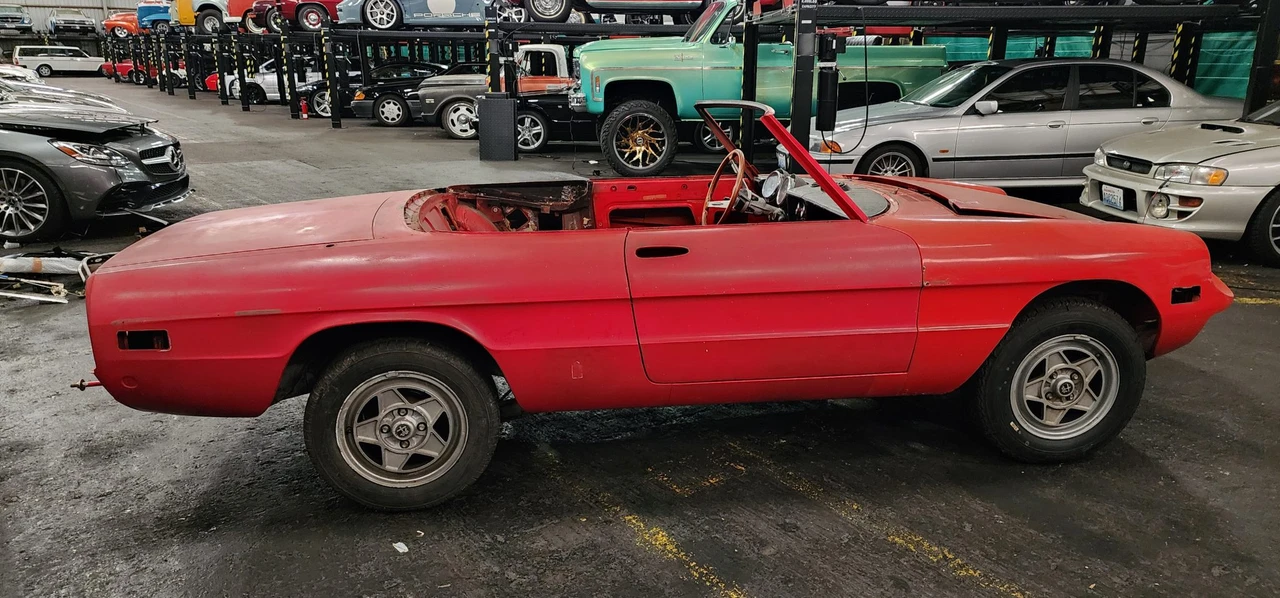 1974 Alfa Romeo Series 2 - Image 10 of 31