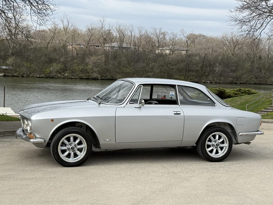 1974 Alfa Romeo GT 1300 Junior - Image 4 of 31