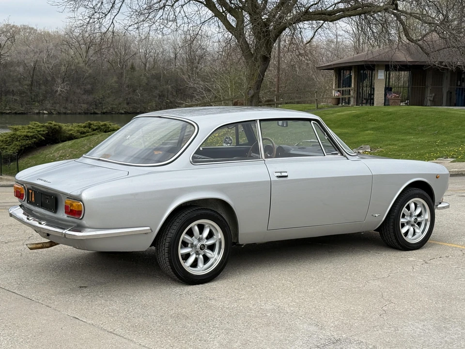 1974 Alfa Romeo GT 1300 Junior - Image 9 of 31