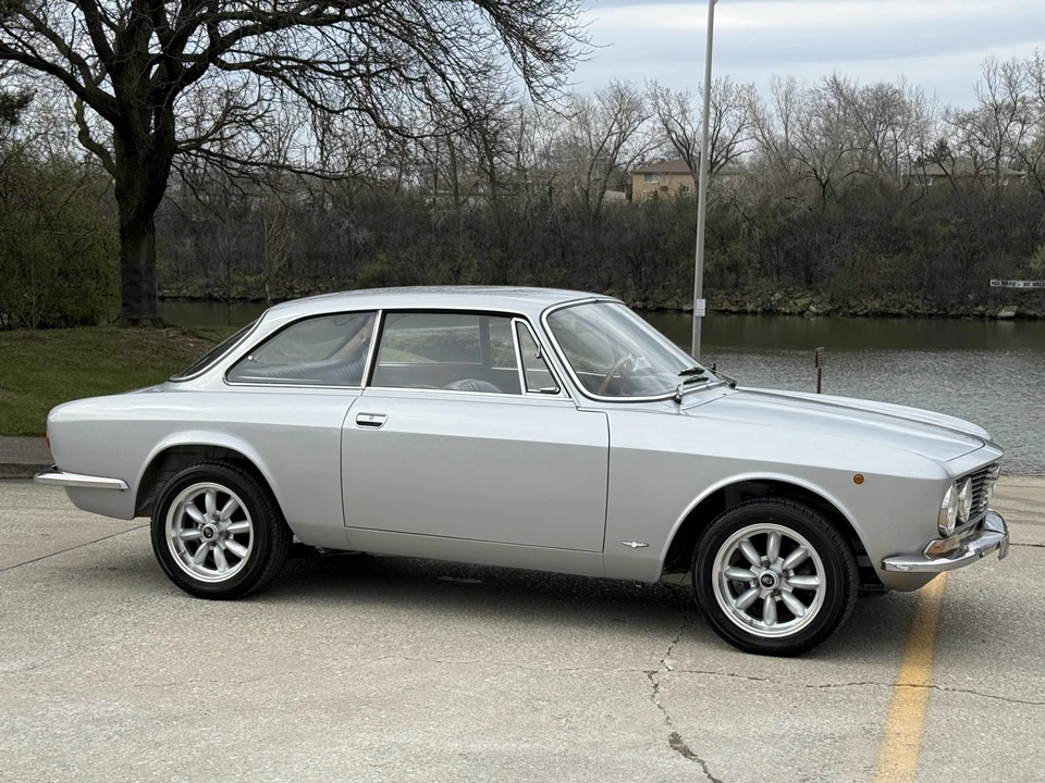 1974 Alfa Romeo GT 1300 Junior - Image 12 of 31