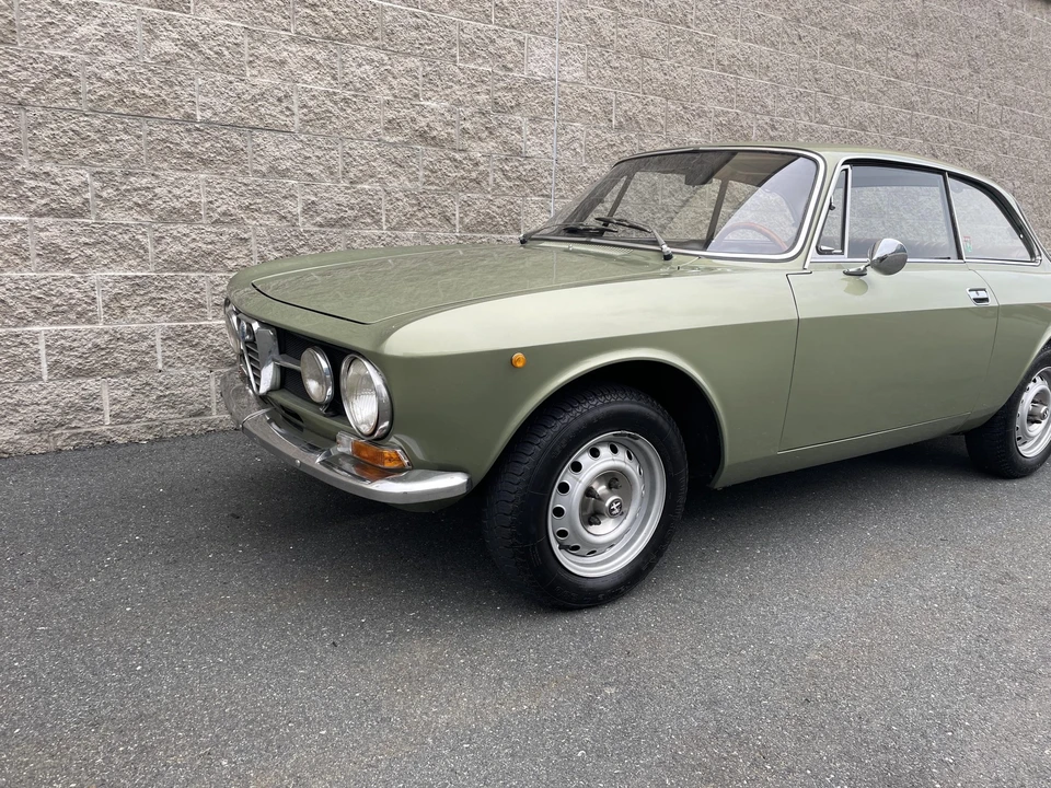 1974 Alfa Romeo GT 1600 Junior - Image 16 of 31