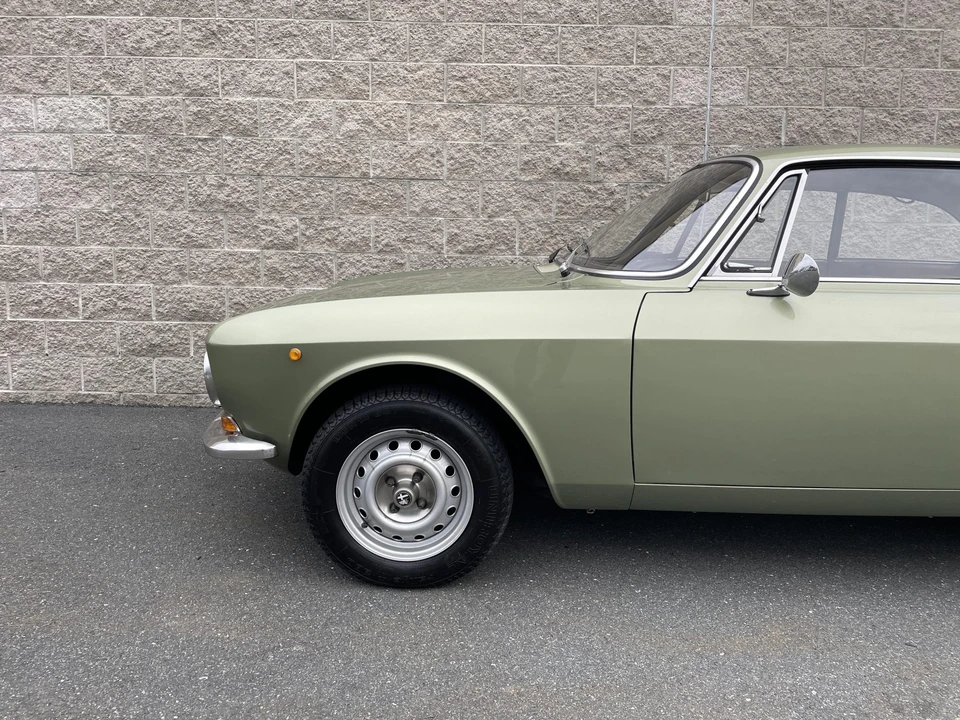 1974 Alfa Romeo GT 1600 Junior - Image 17 of 31