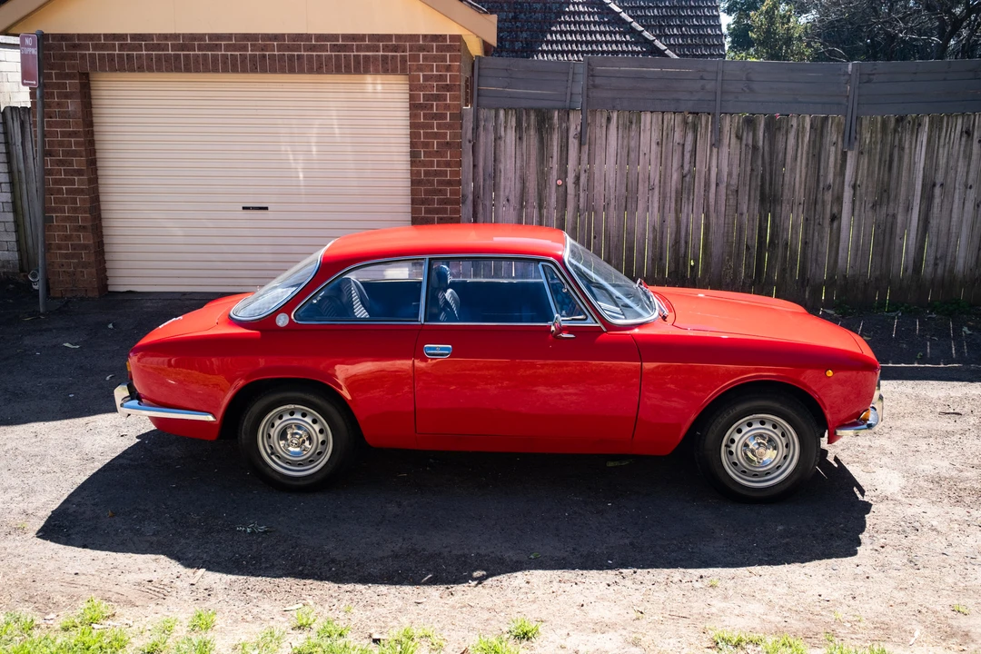 1974 Alfa Romeo 2000 GT Veloce - Image 8 of 31