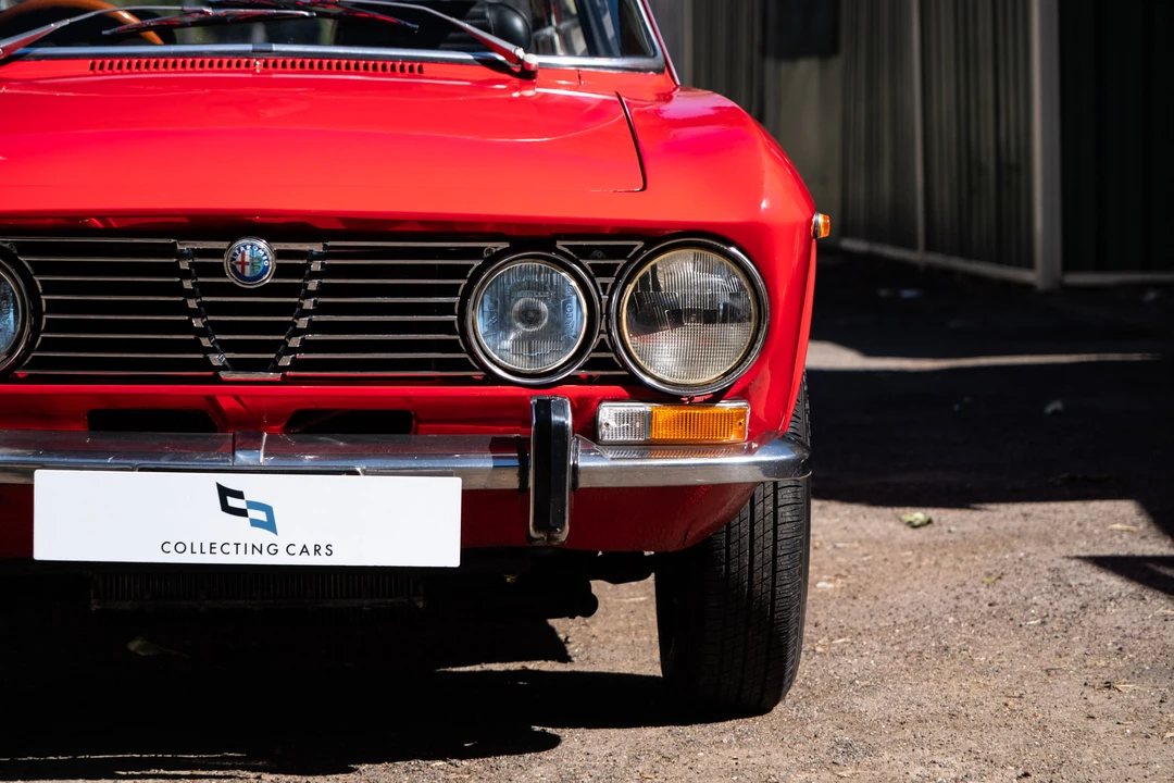 1974 Alfa Romeo 2000 GT Veloce - Image 14 of 31