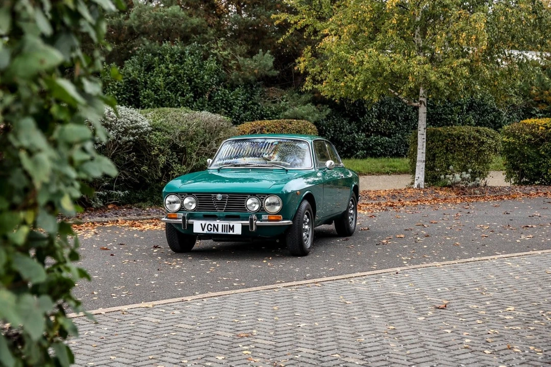 1974 Alfa Romeo 2000 GT Veloce - Image 2 of 30