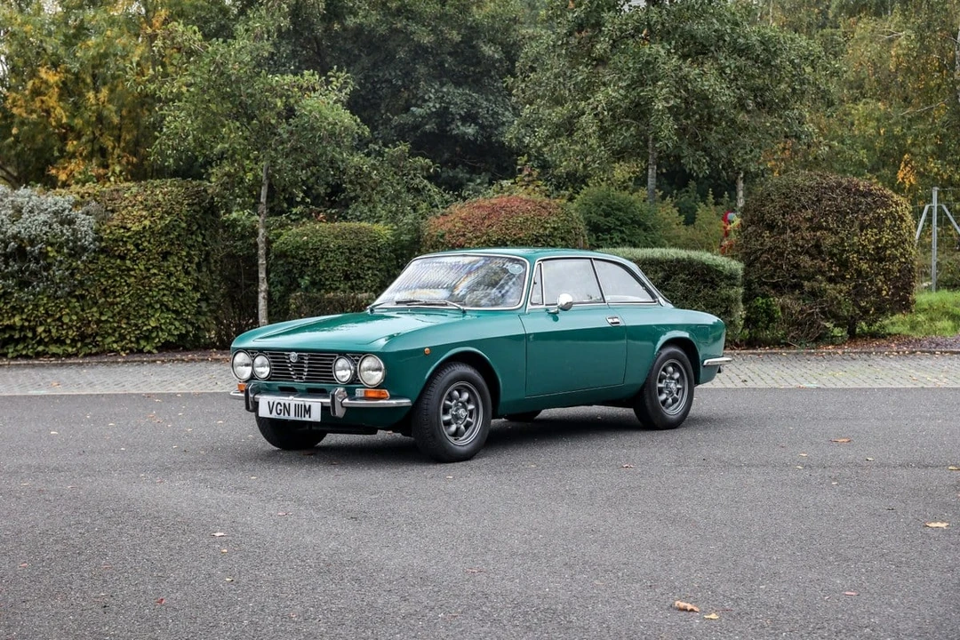 1974 Alfa Romeo 2000 GT Veloce - Image 11 of 30