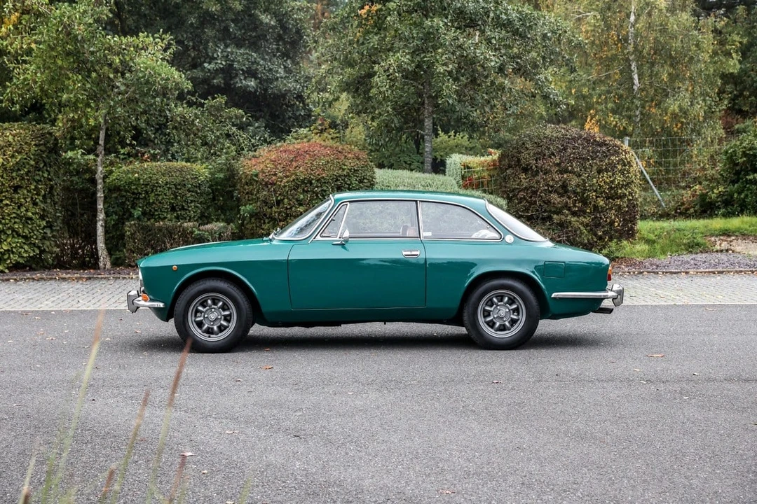 1974 Alfa Romeo 2000 GT Veloce - Image 6 of 30